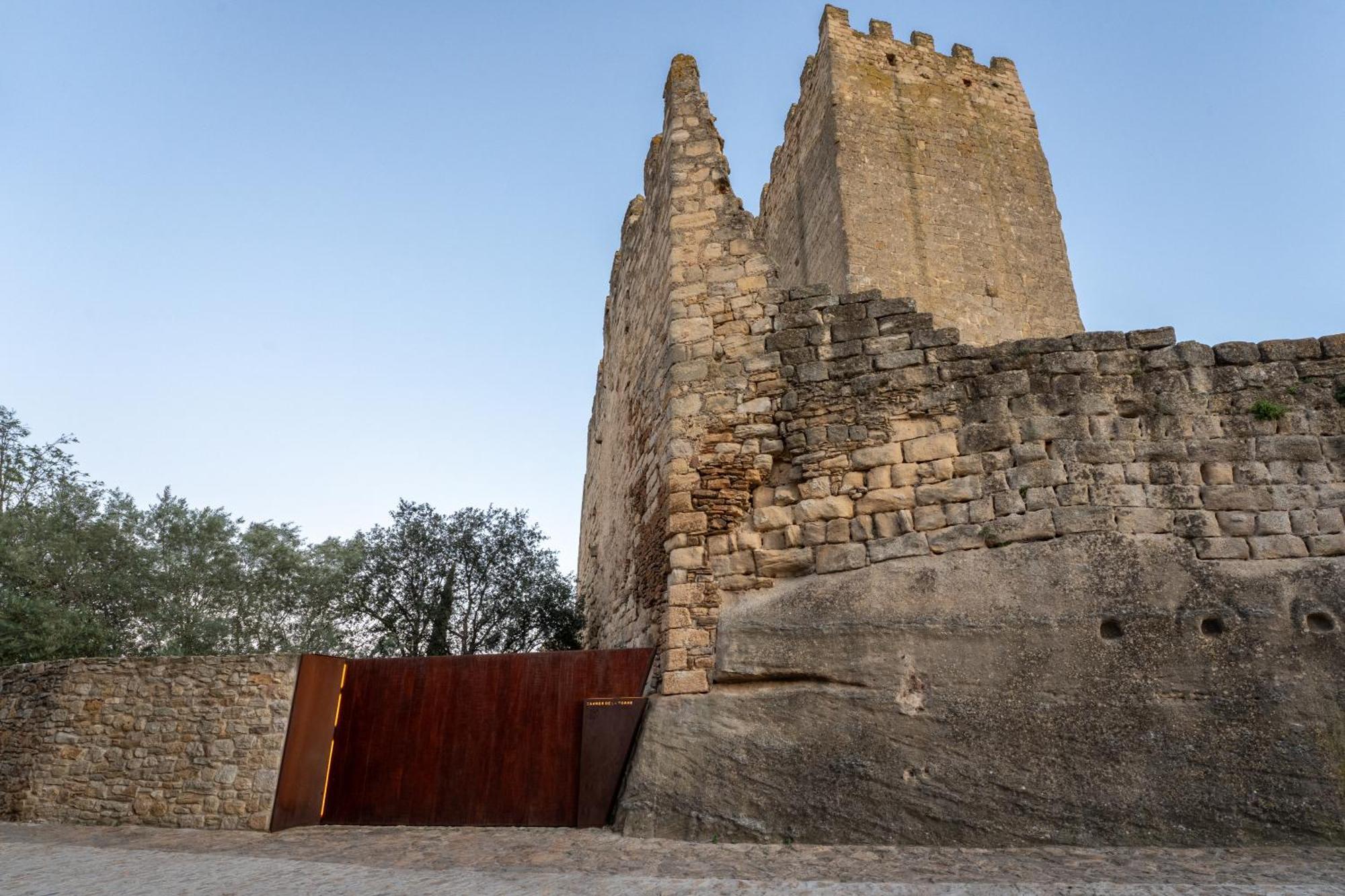 Deco - Casa Castell De Peratallada Exterior foto